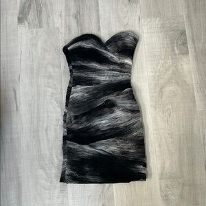 BCBG MaxAzria Size 0 Winnie Black Grey Mesh Ruched Dress